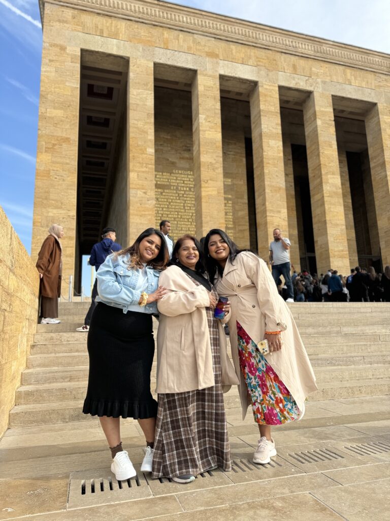 Mausoleum Mustafa Kemal Atatürk – Monumen nasional Turki di Ankara dalam lawatan patriotik Tripfez