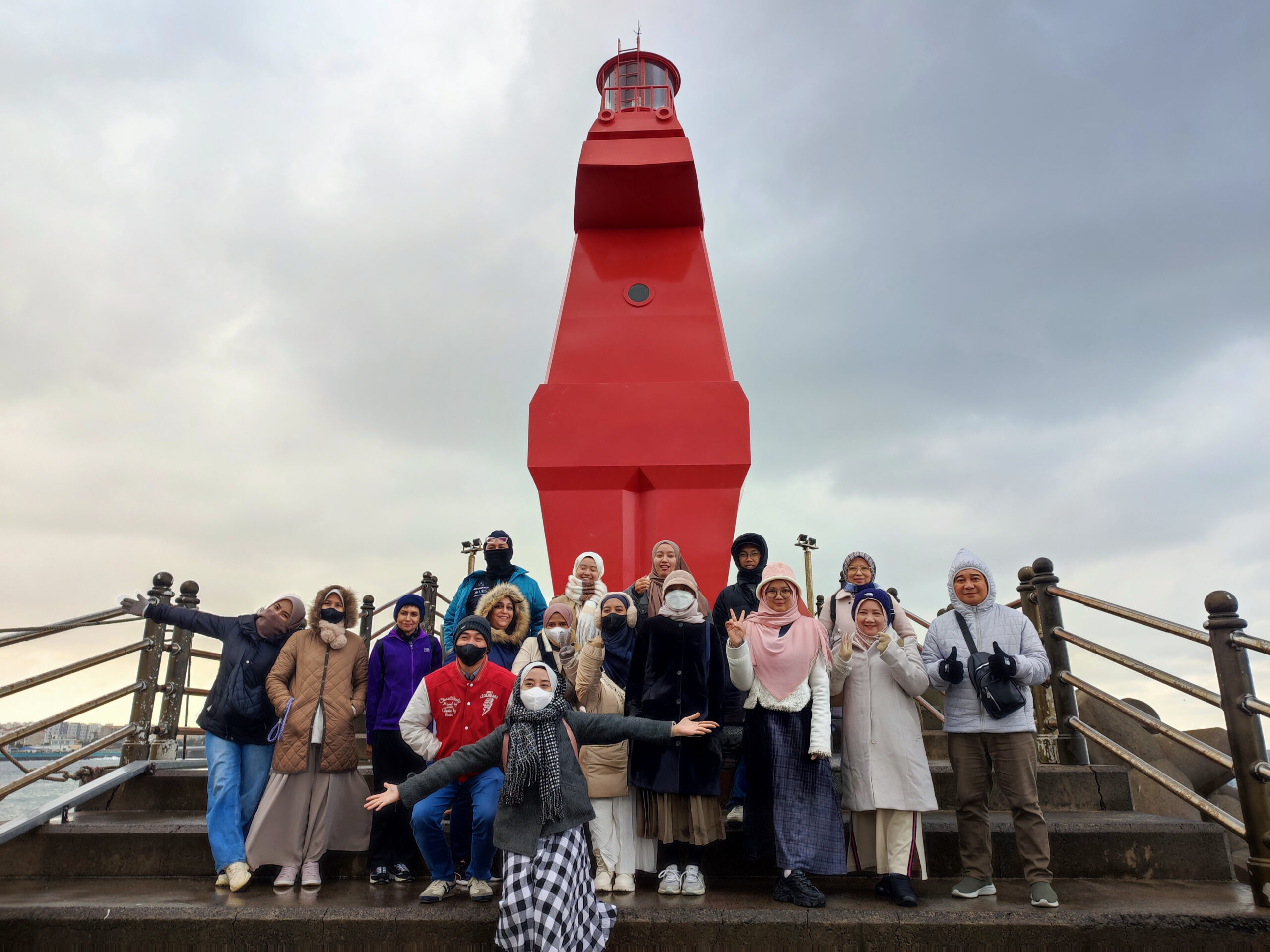 Pantai IHO Tewoo – Pantai pasir putih Jeju dengan suasana santai dalam pakej Tripfez