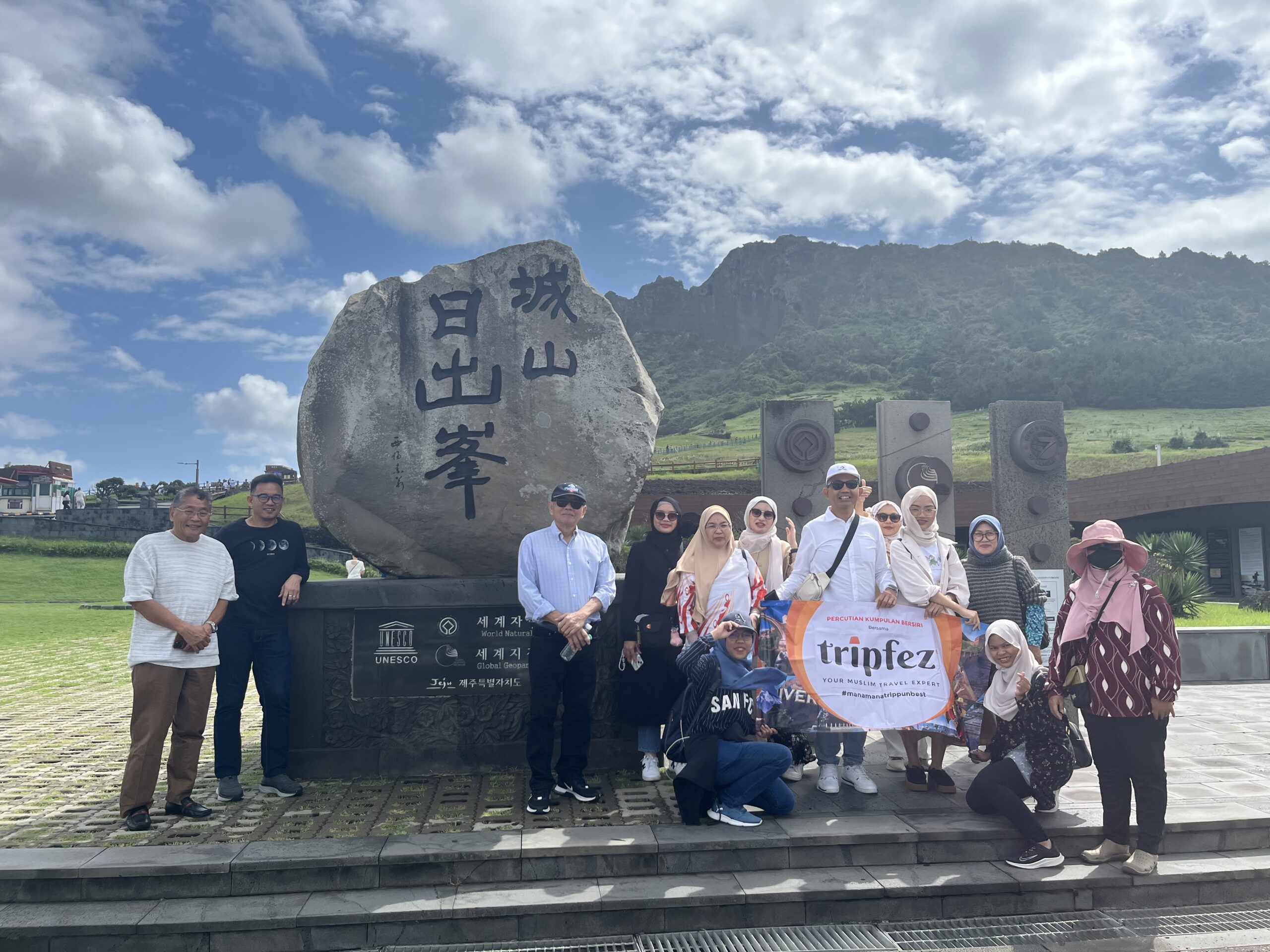 Gunung Berapi Seongsan Ilchulbong – Pemandangan matahari terbit ikonik di Jeju bersama Tripfez