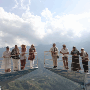 HANOI – SAPA – HA LONG (5 Hari 4 Malam)