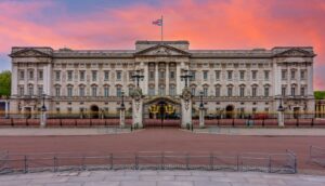 Read more about the article PAKEJ MONO LONDON 5H4M – MATTA FAIR