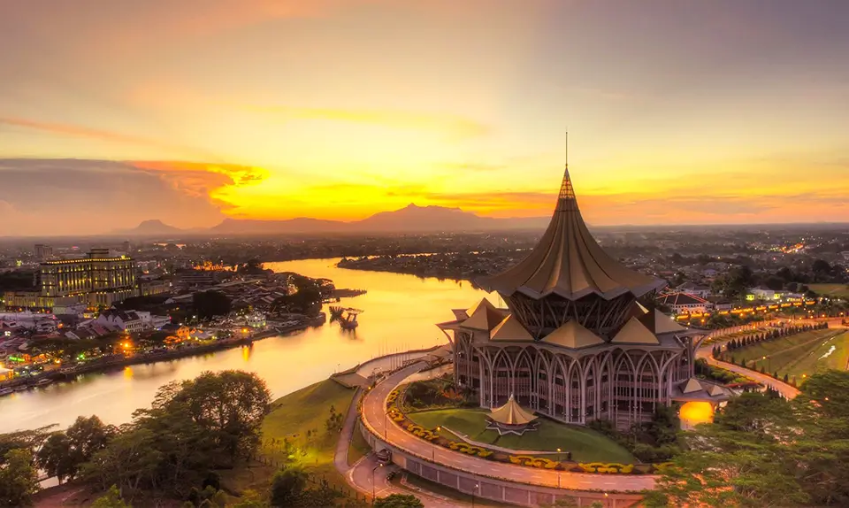 Pakej Kuching Free & Easy 3H2M Matta Fair 2025 Tripfez