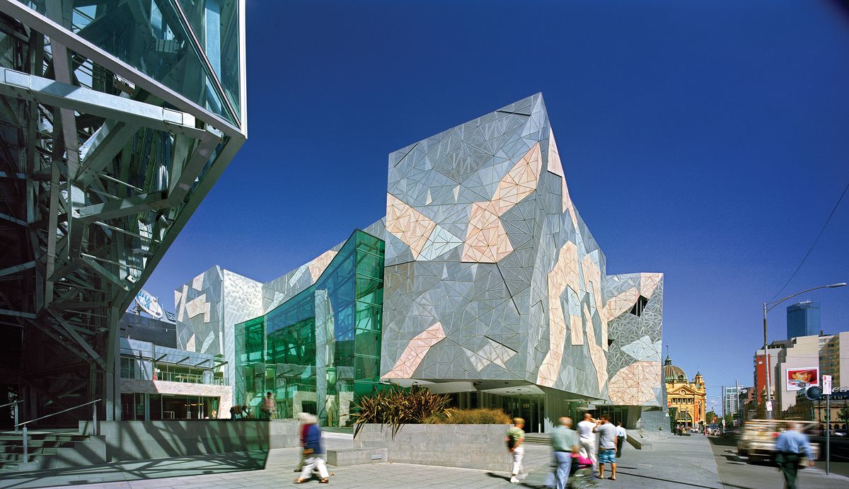 Pakej Sydney Melbourne 6H5M – Jelajah Federation Square & Art Centre Melbourne
